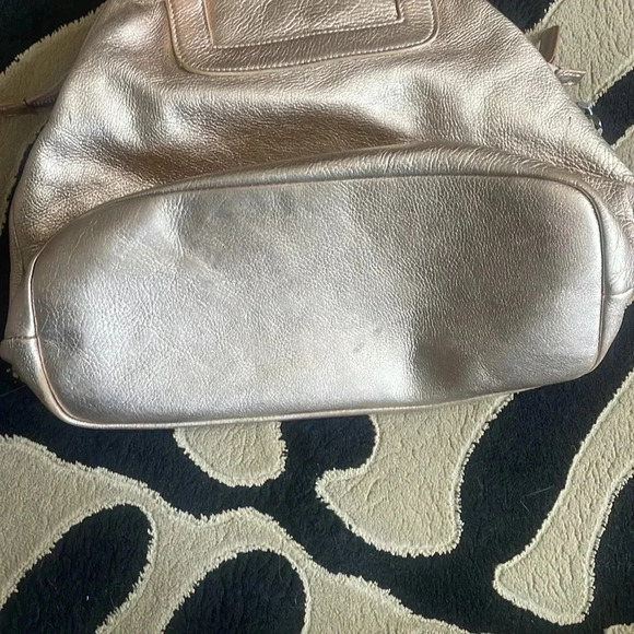 Mazzini Rose Gold Leather Bag ✨ - Picture 3 of 9